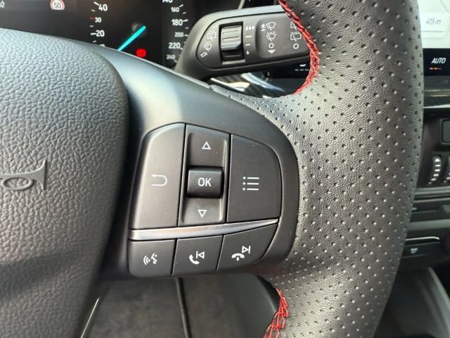 Ford Focus ST Line Wagon