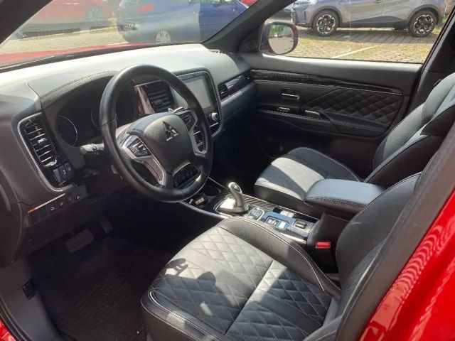 Mitsubishi Outlander 4WD PHEV