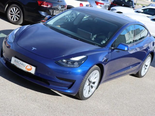 Tesla Model 3 RWD