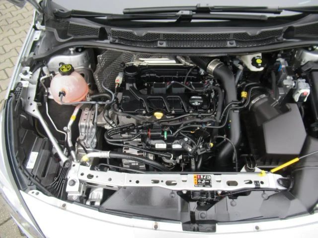 Opel Astra Sports Tourer Ultimate