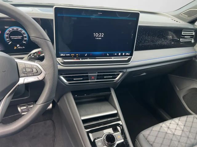 Volkswagen Tiguan 4Motion R-Line