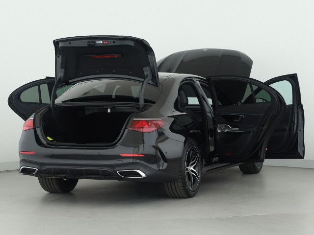 Mercedes-Benz E 220 AMG Line E 220 d Sedan