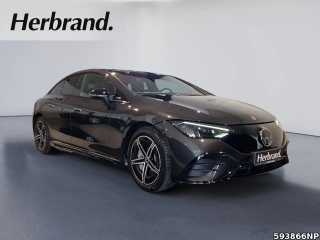 Mercedes-Benz EQE 300 AMG Line Sedan