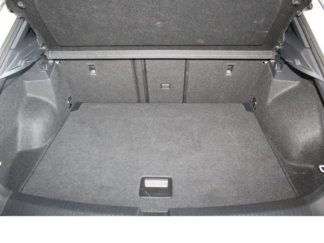 Volkswagen T-Roc 1.5 TSI DSG R-Line