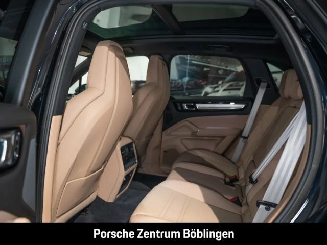 Porsche Cayenne Platinum Edition