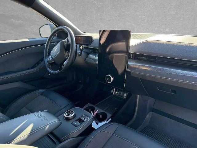 Ford Mustang Mach-E AWD GT