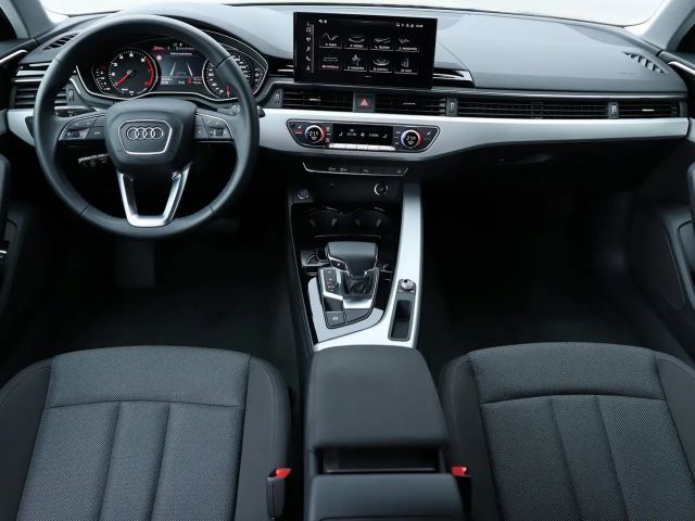 Audi A4 35 TFSI Sedan
