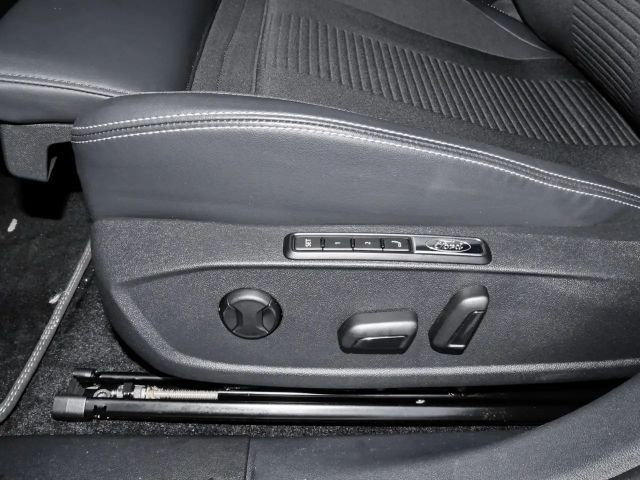 Ford Capri Extended range Premium