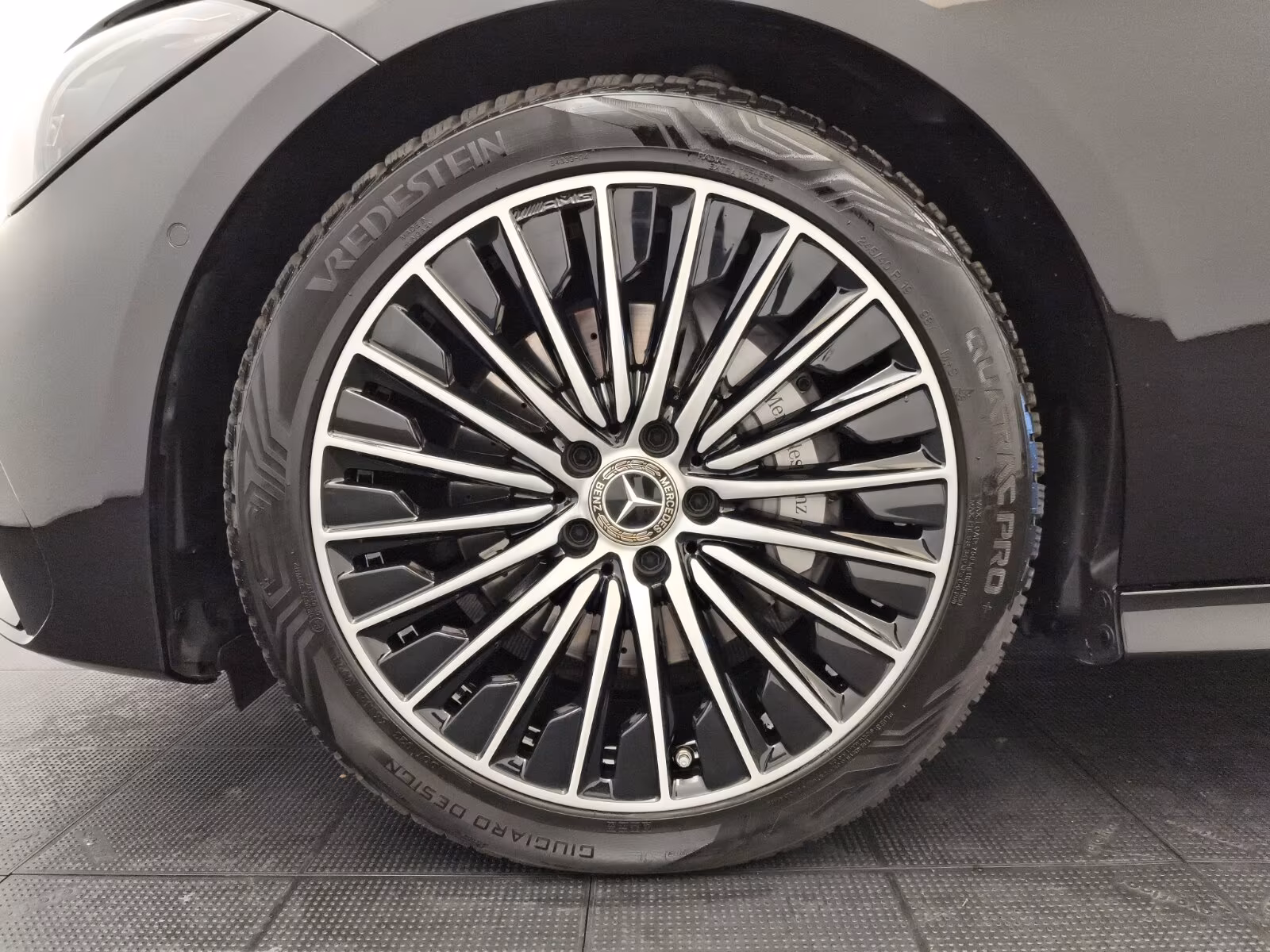 Mercedes-Benz CLE 300 