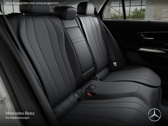 Mercedes-Benz E 220 AVANTGARDE E 220 d Estate