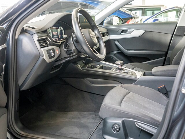 Audi A4 40 TFSI Avant S-Tronic