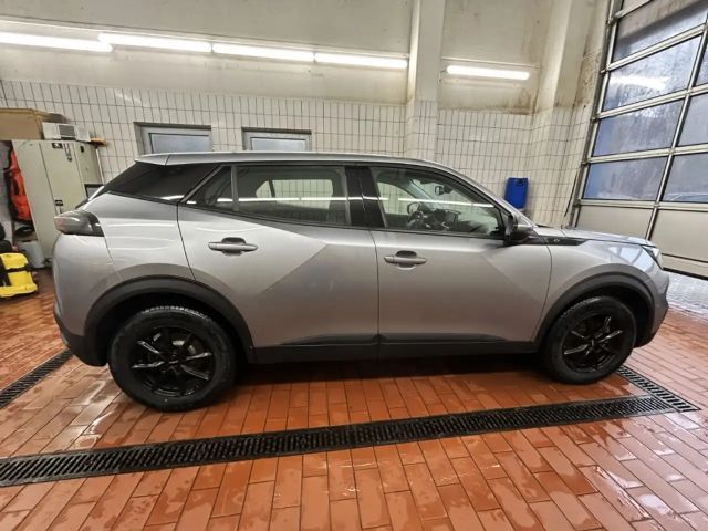 Peugeot E-2008 Active Pack