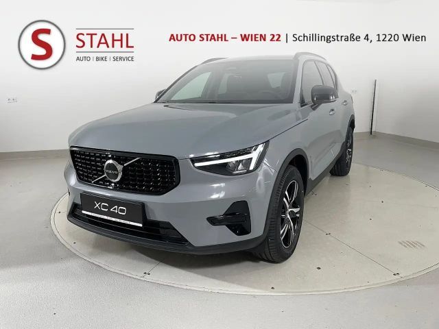 Volvo XC40 Dark Plus