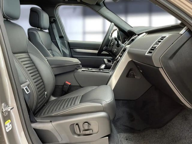 Land Rover Discovery D250 Dynamic SE