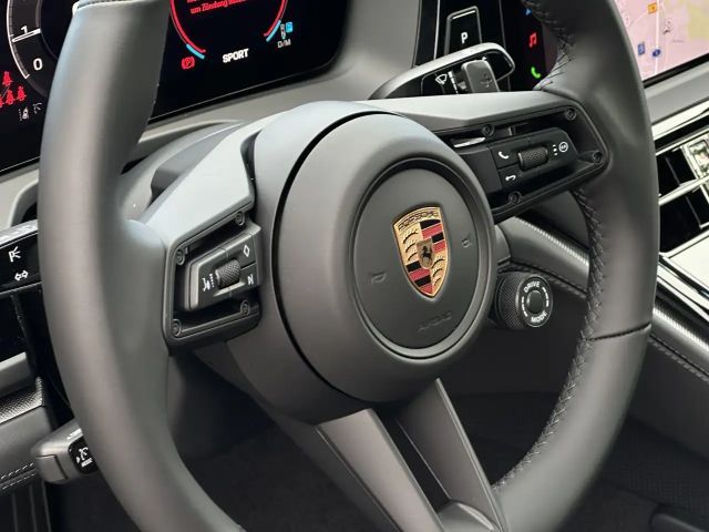 Porsche Panamera 4 E-Hybrid