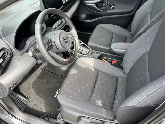Toyota Yaris Hatchback Hybride VVT-i