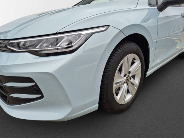 Volkswagen Golf 1.5 eTSI DSG Golf VIII Life