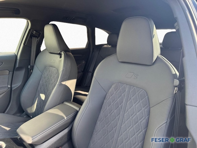 Audi A6 Avant Quattro S-Tronic