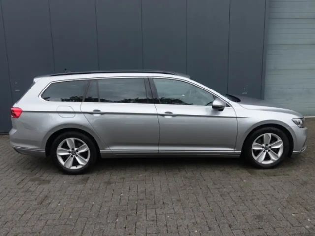 Volkswagen Passat 2.0 TDI Business DSG Variant