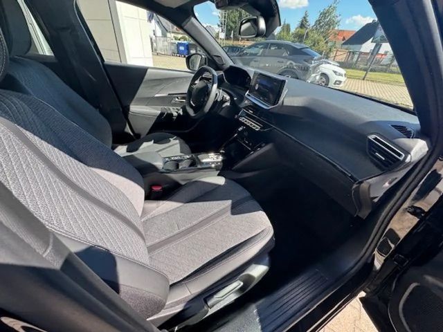 Peugeot 2008 Allure Pack EAT8 PureTech