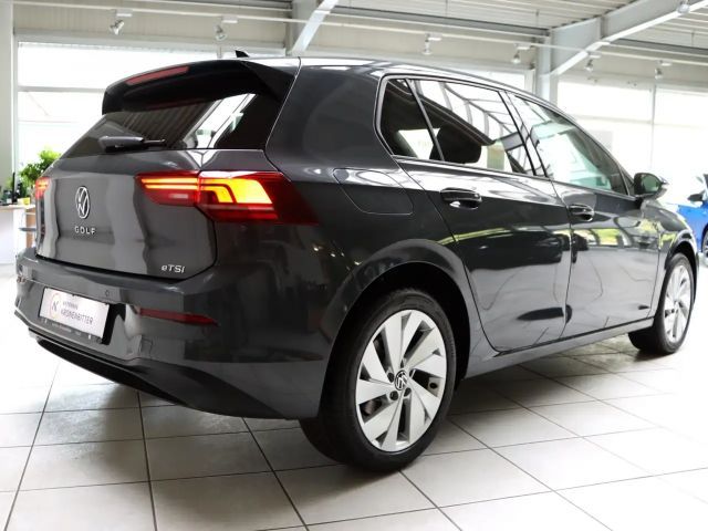 Volkswagen Golf 1.5 eTSI DSG