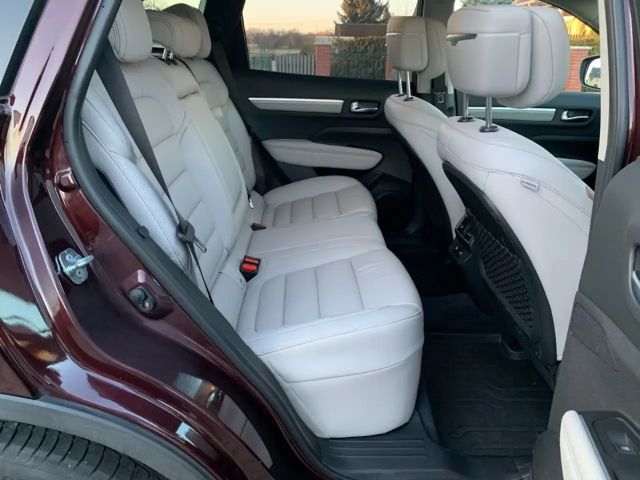 Renault Koleos Blue Initiale Paris