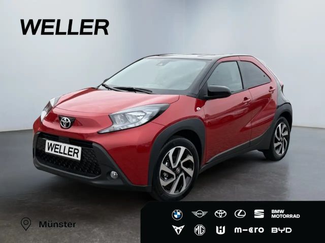 Toyota Aygo X Bi-Tone Hatchback