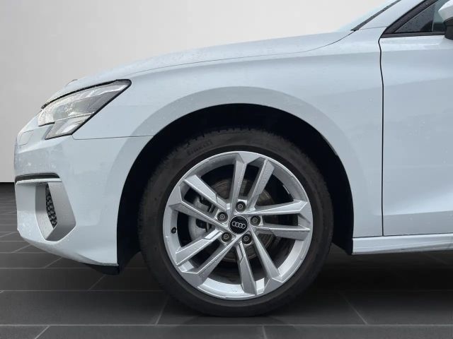 Audi A3 30 TFSI S-Tronic Sedan