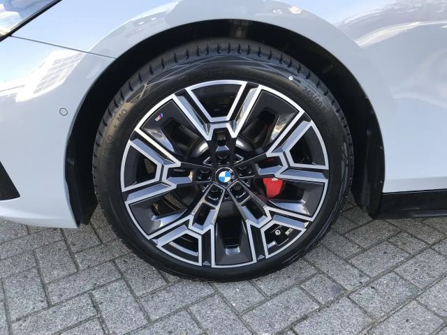 BMW 520 520d M-Sport xDrive
