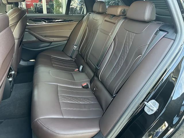 BMW 530 530d Touring xDrive
