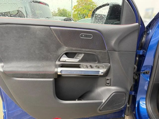 Mercedes-Benz GLB 200 AMG Line