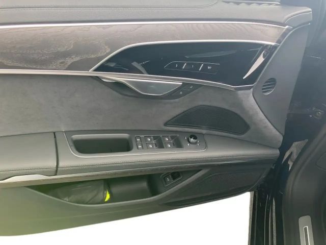 Audi A8 55 TFSI Lang Quattro