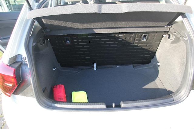 Volkswagen Polo Polo 1.0     Polo BT059 MPIM5F