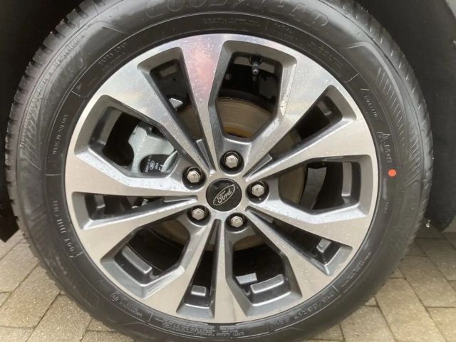 Ford Puma EcoBoost Titanium