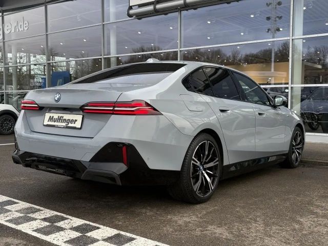 BMW 550 M-Sport Sedan xDrive