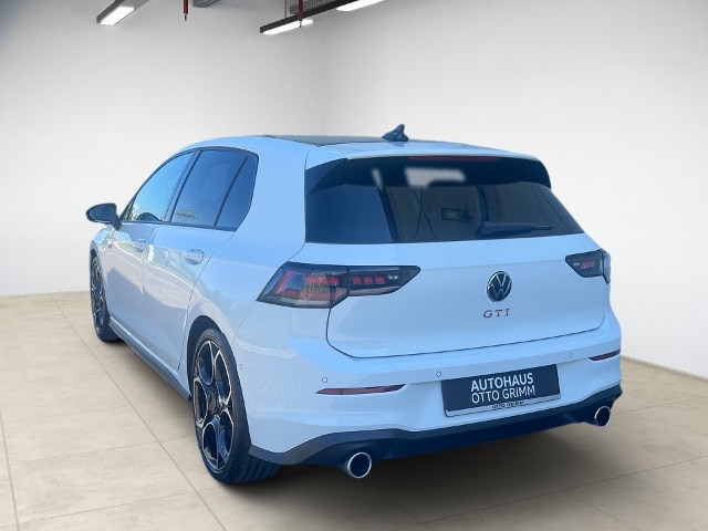 Volkswagen Golf 2.0 TSI DSG Golf VIII