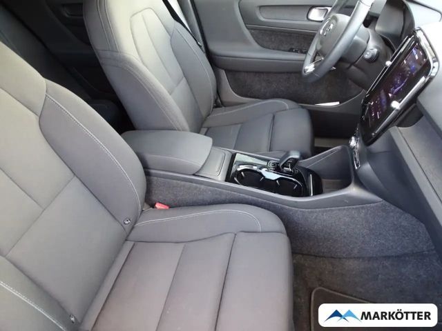 Volvo XC40 Core Recharge