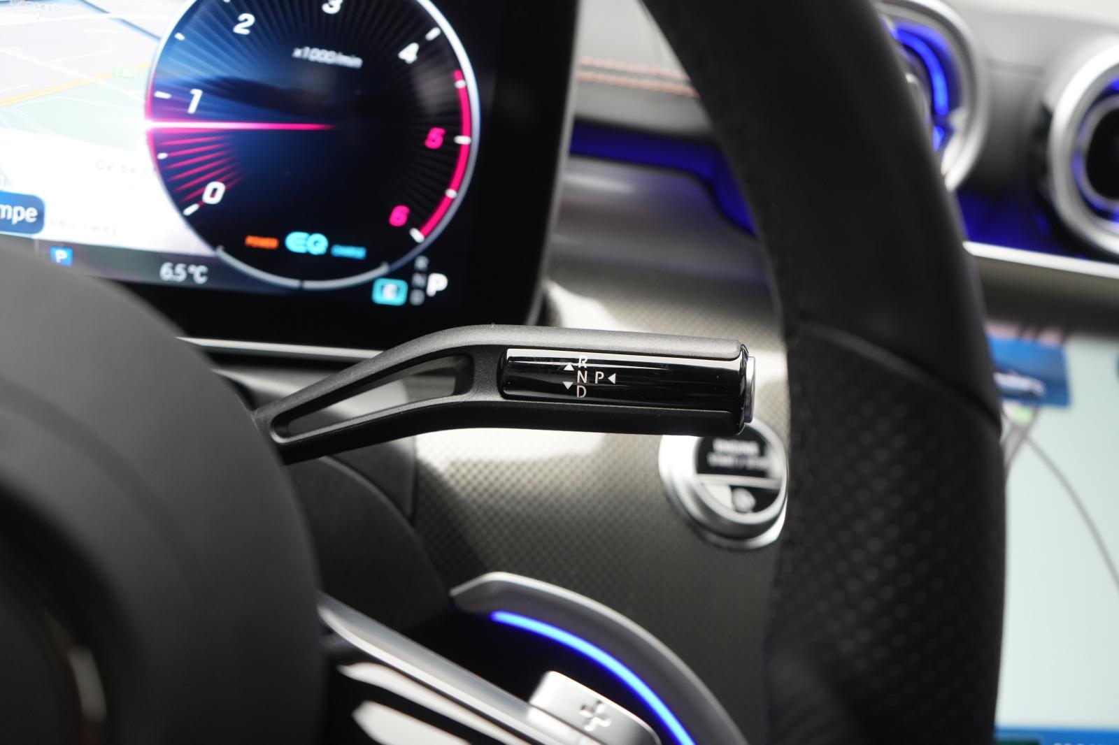 Mercedes-Benz C 220 AMG Line C 220 d Sedan