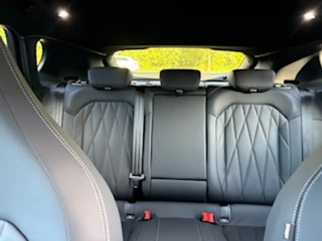 Ford Capri Premium RWD