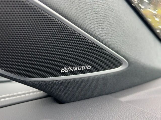 Volkswagen Touareg 4Motion R-Line