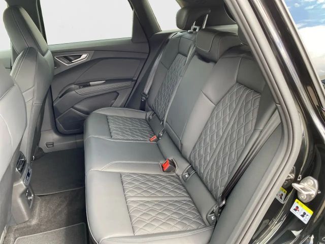 Audi Q4 e-tron S-Line