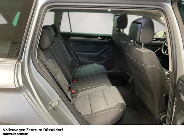 Volkswagen Passat 1.5 TSI Business DSG Variant