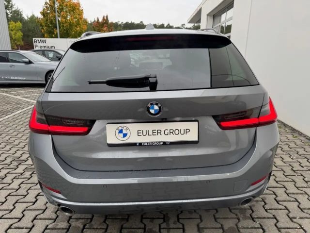 BMW 320 320i Touring