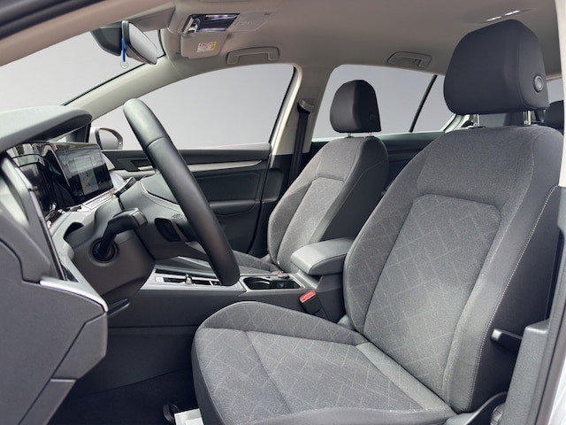 Volkswagen Golf 1.5 eTSI DSG Golf VIII Life