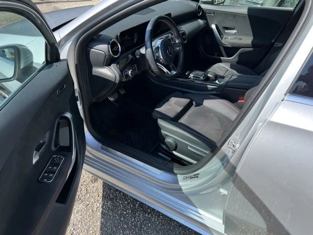 Mercedes-Benz A 180 °AMG-LINE° wenig Kilometer°