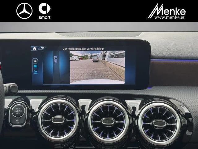 Mercedes-Benz A 200 AMG Line