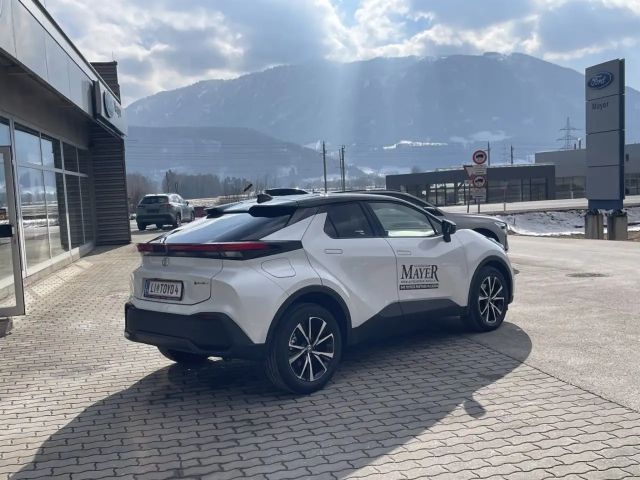 Toyota C-HR Active Hybride Plug-in