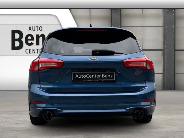 Ford Focus ST Line