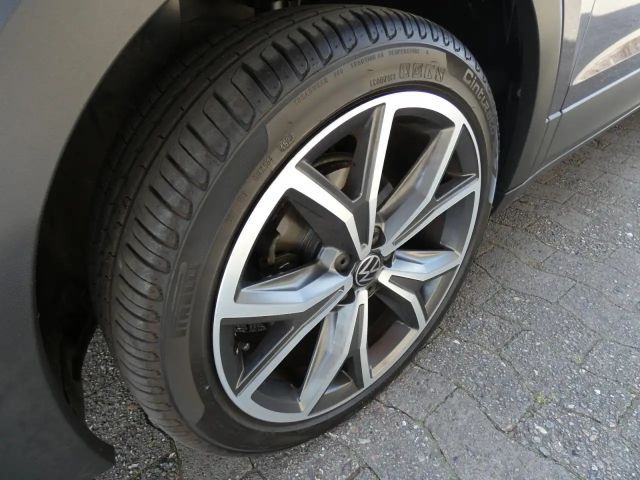 Volkswagen T-Cross 1.0 TSI DSG Style