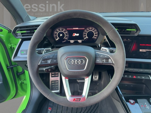 Audi RS3 Quattro S-Tronic Sedan